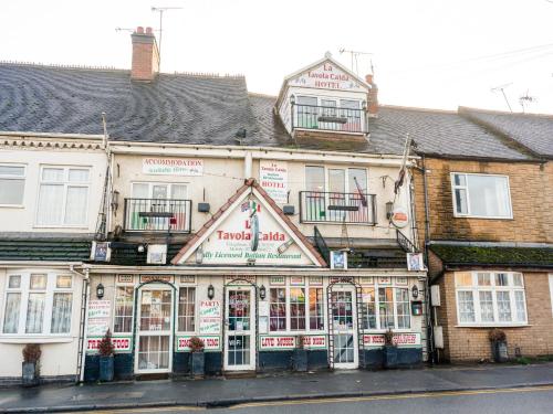 Eingang, LaTavolaCaldaHotel in Nuneaton