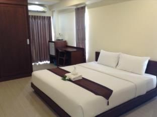 The Loft Resort Bangkok, Бангкок (фото 10)