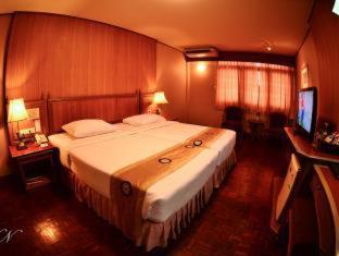 Silom Village Inn, Bangkok (fotografie 9)