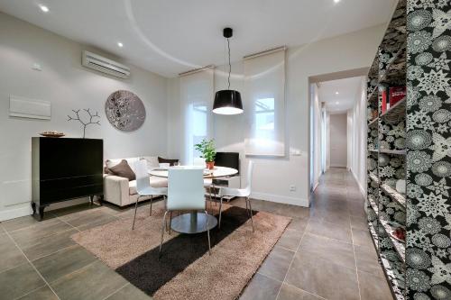 

Habitat Apartments Gran Via