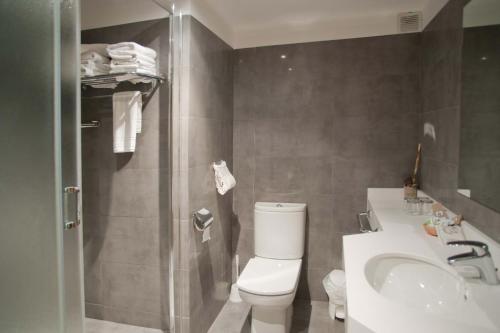 Hotel Victor - image 10