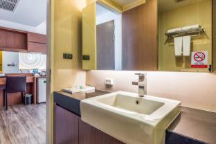Olive Hotel Bangkok 64, Bangkok (foto 5)
