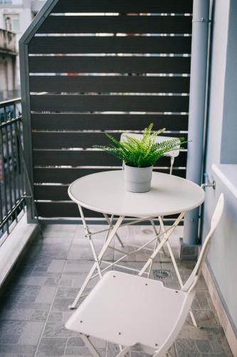 Volos Suites Center