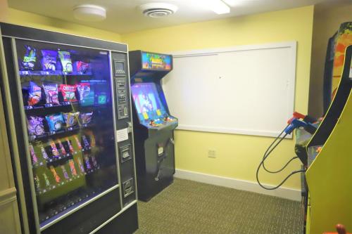 Days Inn by Wyndham East Stroudsburg - image 4