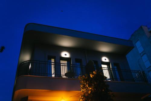 Volos Suites Center