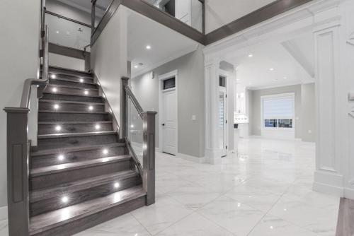 Aarons Sweet Home in Surrey, Canada