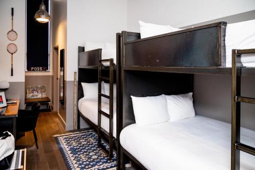 Signature Quadruple Room room in The Chicago Hotel Collection River North