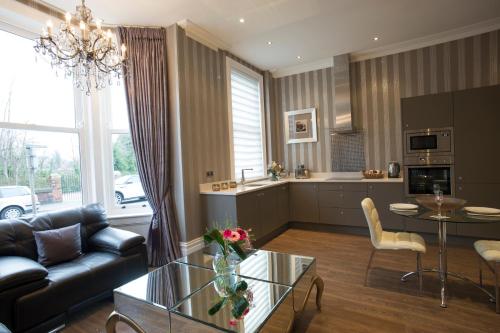 Luxury Apartment - The Hambleton Suite