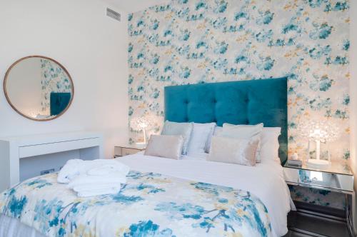 Exclusive Penthouse walking distance to Puerto Banus