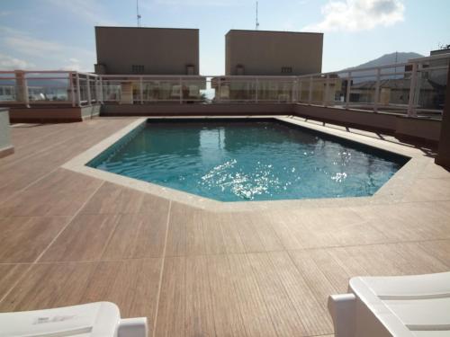สระว่ายน้ำ, Apartamento completo no bairro Itagua Ubatuba SP in ปรายา โด อิตากวา