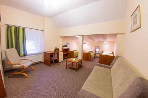 Triple Room