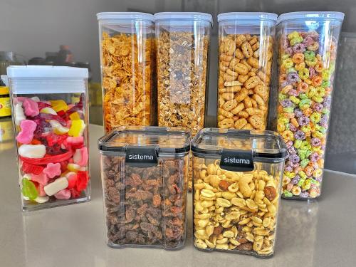 อาหารและเครื่องดื่ม, Commercial Motel in เฮย์