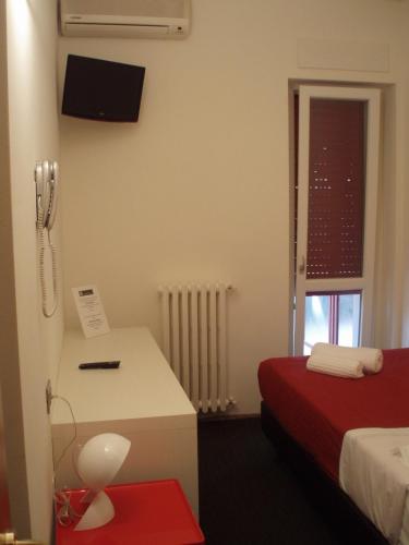 Hotel Firenze - image 4