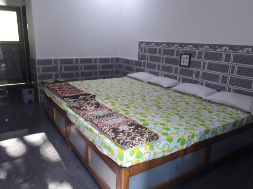 2 queen beds