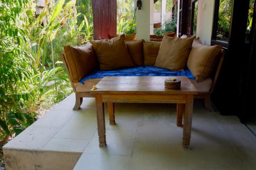 Garden, Minabali Bunga'lo in Tulamben