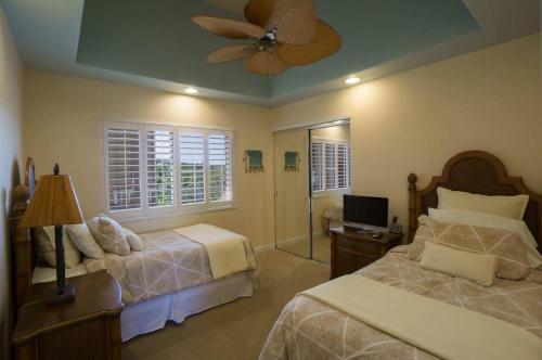 2-302 The Beach Villas at Kahaluu - image 10