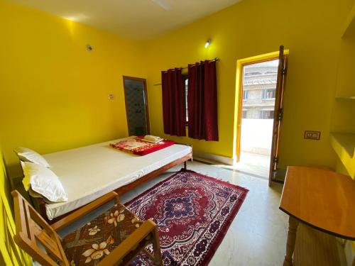 Standard Double or Twin Room with Balcony image 3