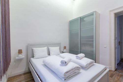  Your Modern Little Miracle Nest in Budapest