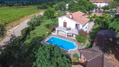 Spacious Villa Lanima - peaceful location