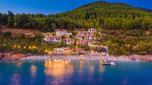 Adrina Beach Hotel - Accommodation - Panormos Skopelos