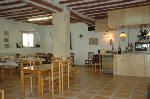 餐廳, 運河之眼旅舍 (Albergue Ull de Canals) in 巴尼耶雷斯德馬里奧拉