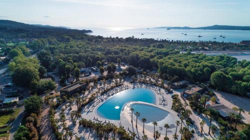 Paris - Côte d'Azur - Marino Mobilhomes