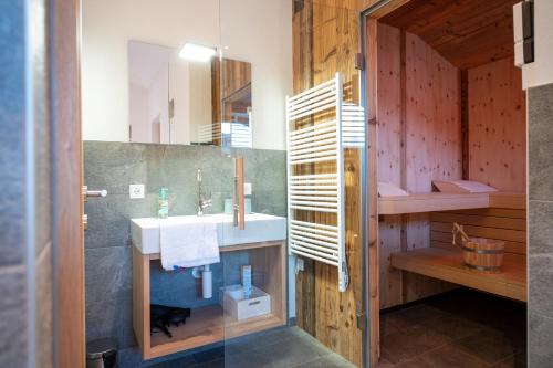 First IN Mountain Chalets by we rent - Kaprun