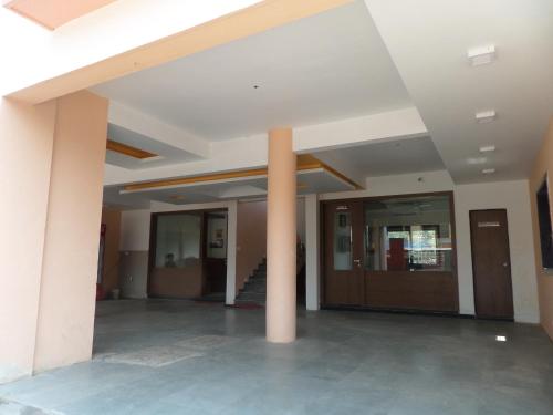Iekārtas, Hotel Midtown Inn in Trimbak