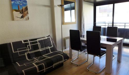 Ref 396 Seignosse ocean, appartement classe 2 etoiles , a proximite de la plage et des commerces,4 p