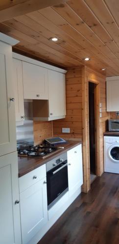 Inverbeg Holiday Park - image 3