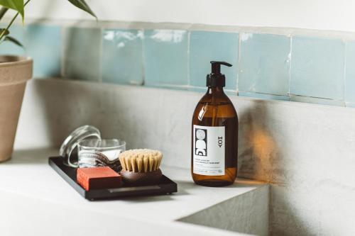 HOY Paris - Yoga Hotel - image 10