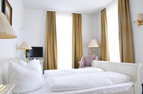 1 queen bed