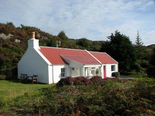 Tigh Na Mara-lochinver – Lochinver