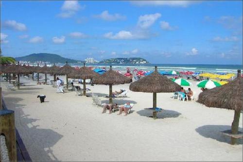 Cobertura Duplex c piscina e churrasqueira VISTA P MAR a 250 m da praia Guaruja Enseada