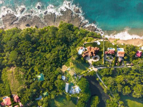 Beach house Private Vacation home Tango Mar Ocean Oasis for up to 6!