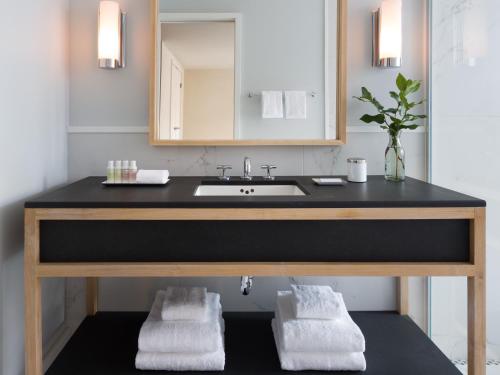 Kimpton Schofield Hotel By IHG - image 3
