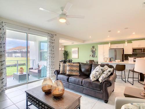 Lovely Lakeview Thematic 2BR with 2 Waterpark in Kissimmee, USA