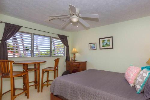 Surf & Racquet Club #24 - image 8