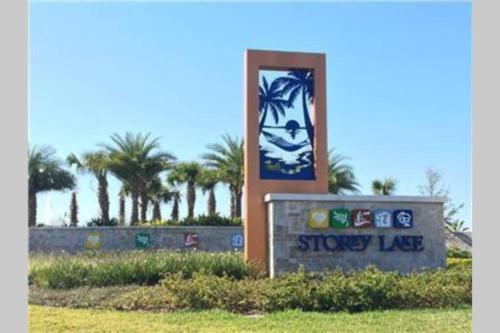 NEW! SPECIAL OFFER - Amazing Townhouse near Disney and Outlets