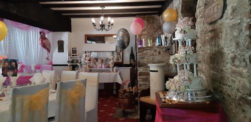 The Weary Friar Inn - image 3