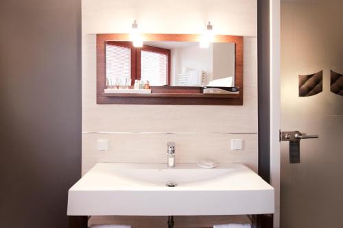 Hotel Adele - image 9