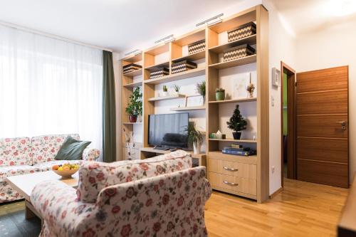  2 Bedroom Family Apartment on the Buda side in Budapest