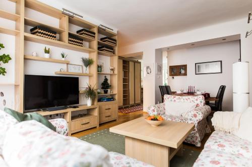  2 Bedroom Family Apartment on the Buda side in Budapest