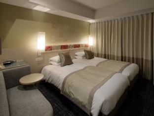 Room #77499615 image 4