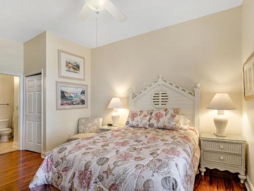 304W ~ Relax with beautiful Gulf views in this 3BR/3BA center condo - image 4