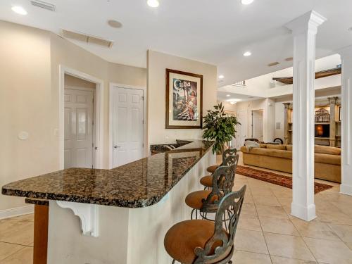 A Joyful Noise~ Spacious 4BR/3BA beach house with sleeping for 12 - image 3