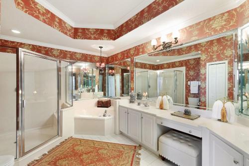 301W ~ Inviting 3BR/3BA penthouse with beautiful Gulf view - main image