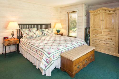 Snowcreek #418 (Phase 3) - image 11