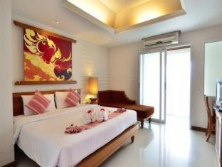 First Bungalow Beach Resort photo 1