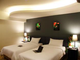Grand Tower Inn Sathorn Hotel, Bangkok (fotografie 2)